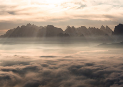 dolomiten - dolomites - berge - mountains - landscape - nature - sunrise - South tyrol - Sambock - Sunrays - Sonnenstrahlen