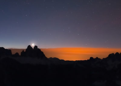 Moon - Moonlight - Moonrise - Dolomites - Night - Nightsky